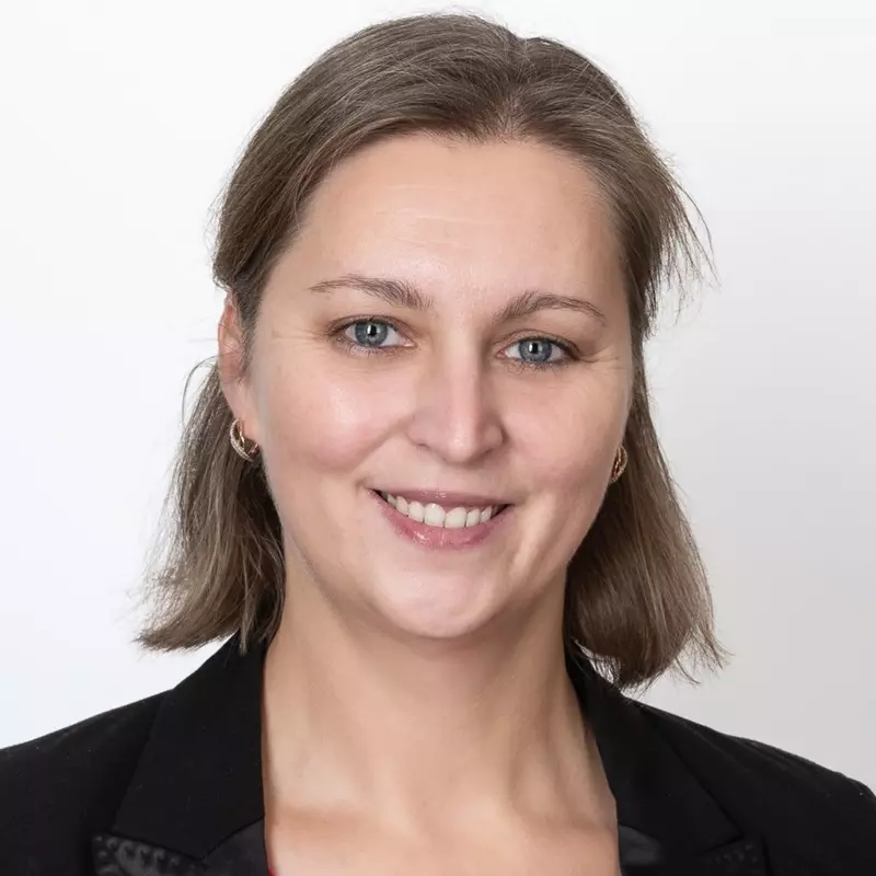 ElenaRuppel Portrait von Steuerberaterin Elena Ruppel