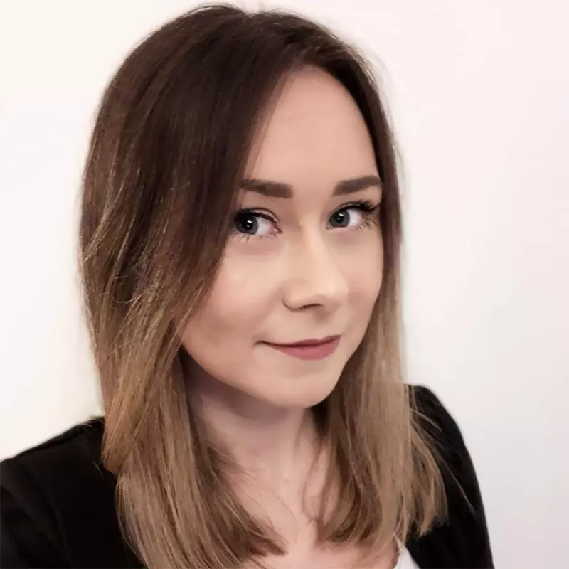 Sandra Stroz Portrait von Steuerberaterin Sandra Stroz