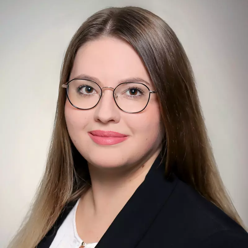 Viktoria Leis Portrait von Steuerberaterin Viktoria Leis